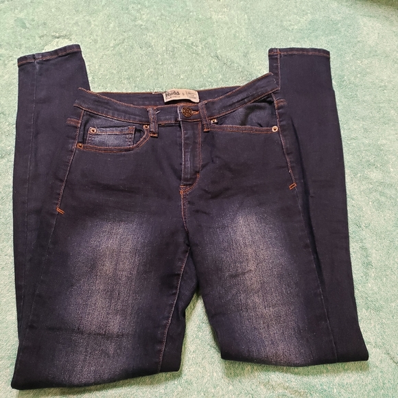 Mudd High Rise jean Jegging Size 5 - Picture 4 of 5